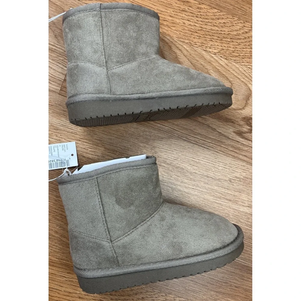 The Children's Place Faux Suede Faux Fur Boots Booties Taupe Toddler Girl 10 NEW